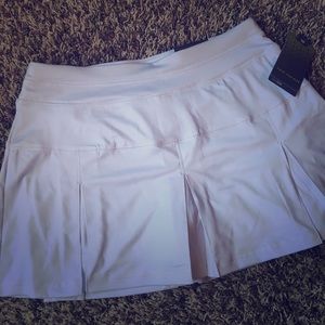 White workout skort NWT